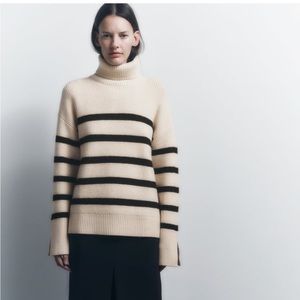 STRIPED KNIT SWEATER